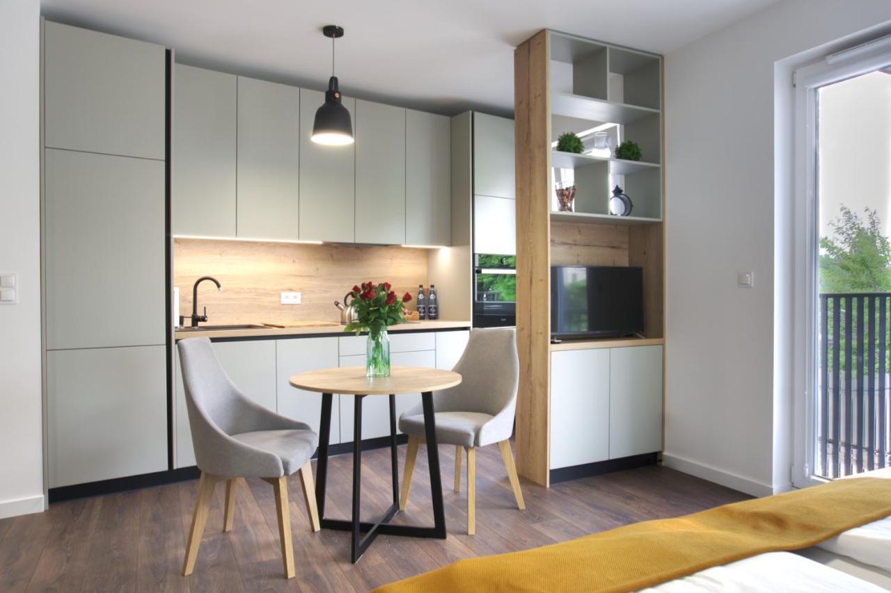 Essence Apartments Sapphire Poznań Eksteriør billede