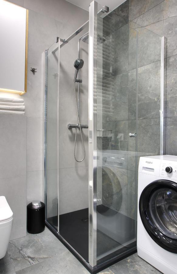 Essence Apartments Sapphire Poznań Eksteriør billede
